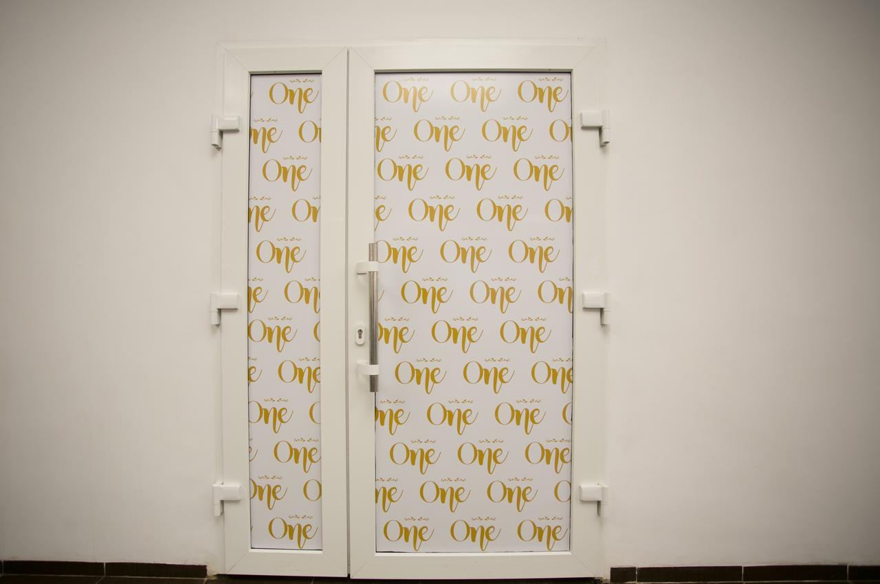 Hotel One Umanʼ Екстериор снимка